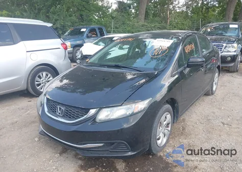 2015 Honda Civic Lx z USA, uszkodzony, nr VIN 19XFB2F58FE119742